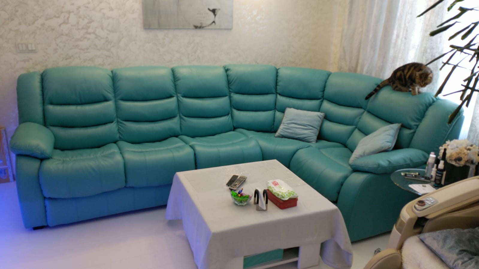 Перетяжка дивана на дому. Николо-Урюпино